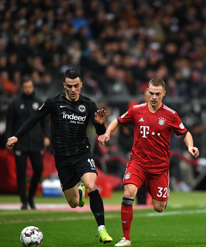 程站在他们 程站在他们