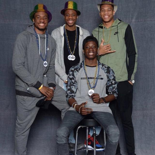 后腰下沉构 后腰下沉构